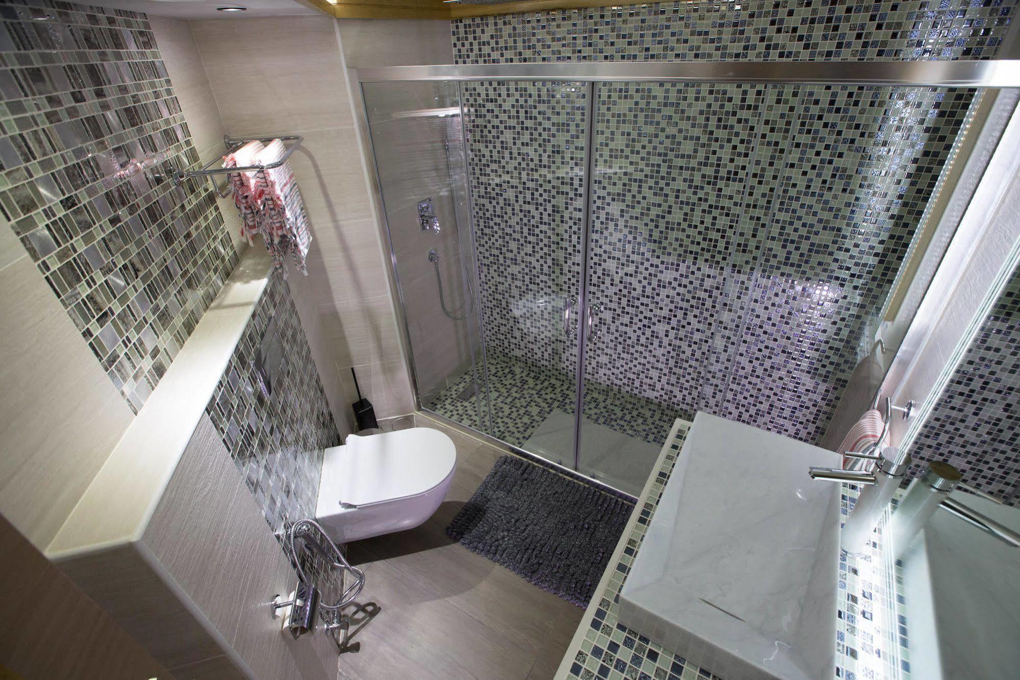 Camelot Hotel Jounieh Εξωτερικό φωτογραφία