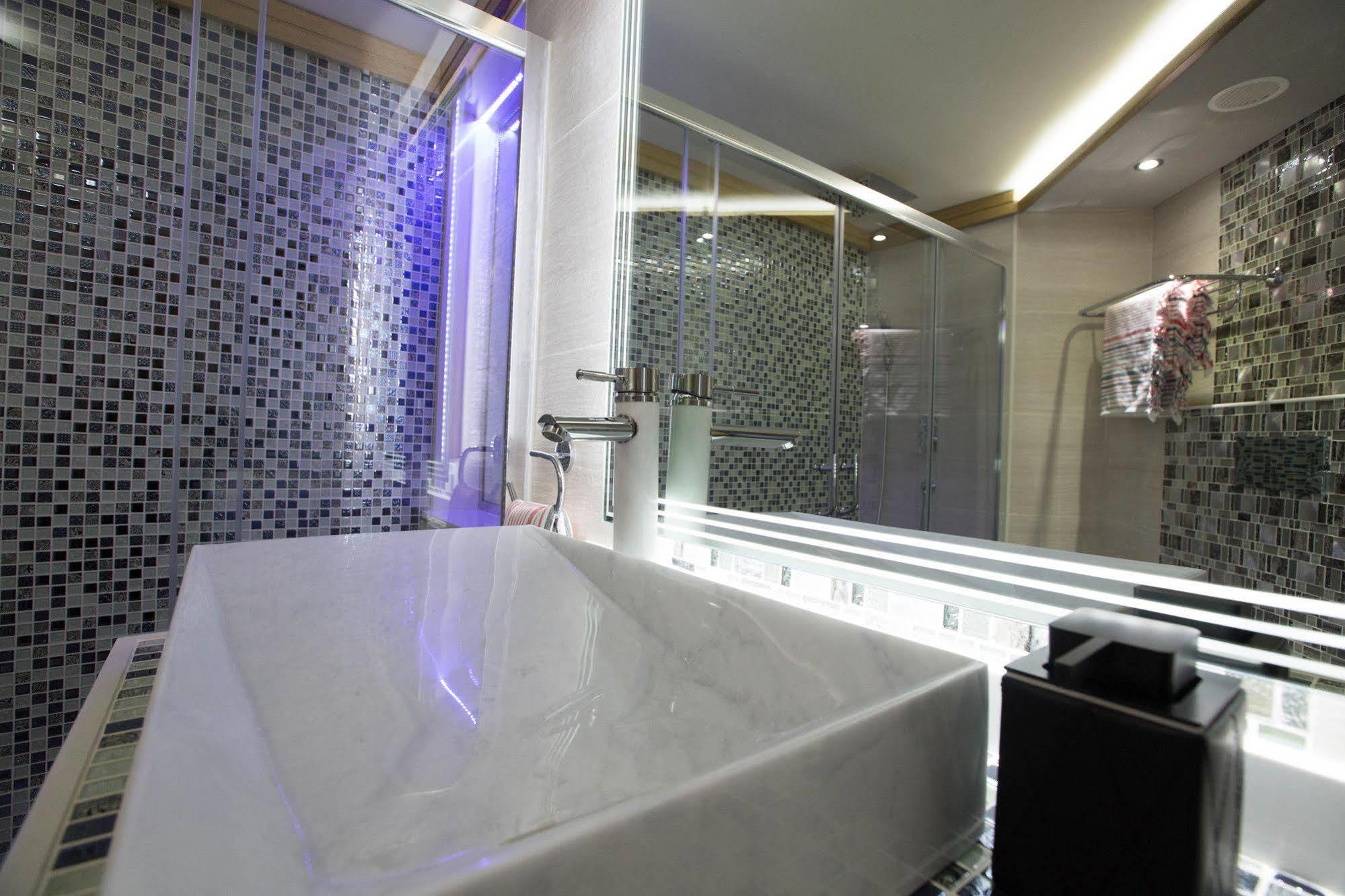 Camelot Hotel Jounieh Εξωτερικό φωτογραφία